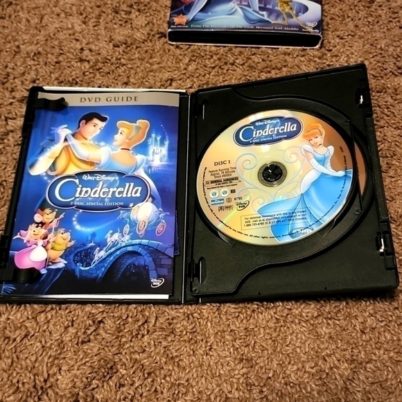 BUNDLE OF 5 Walt Disney movies - Picture 3 of 15